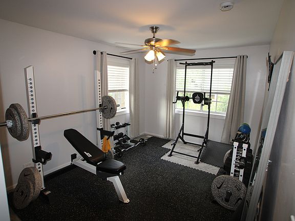 5th image of 110 Village Creek Dr #110