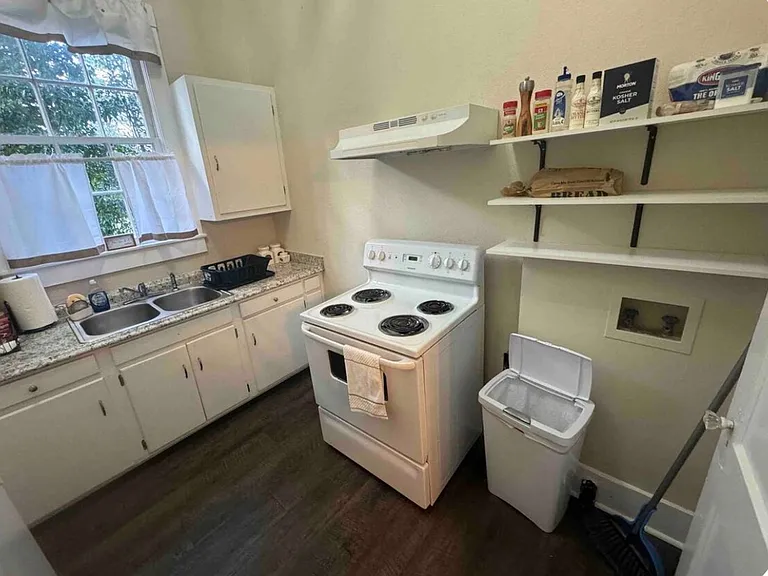 105 North St — Photo 9