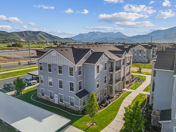2nd image of 1128 S 820 E APT 3301