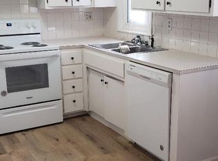 3213 Grand Ave #11, Des Moines, IA 50312