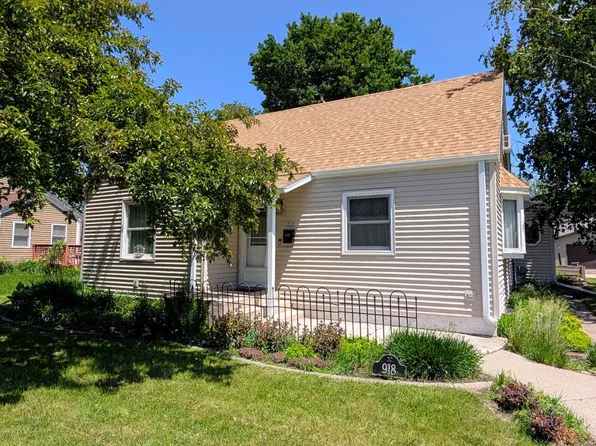 918 N 3rd St, Montevideo, MN 56265