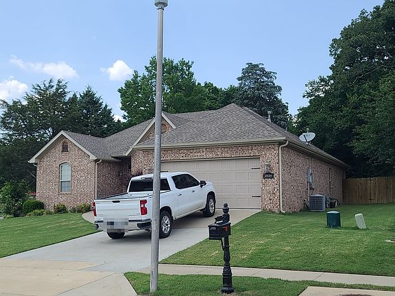 2nd image of 2838 W Sauter Ln