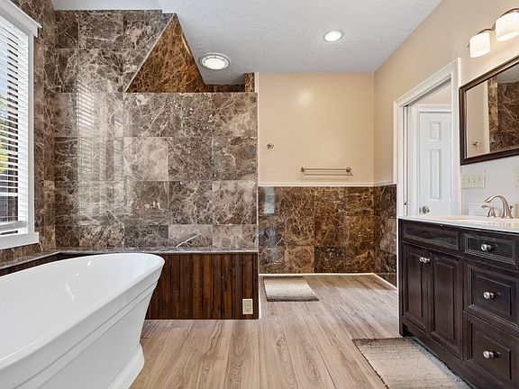 54th image of 5063 McClintocksburg Rd