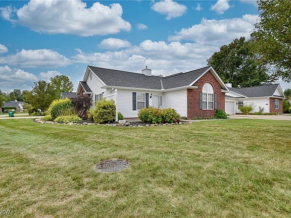 2nd image of 1909 Marsh Ln