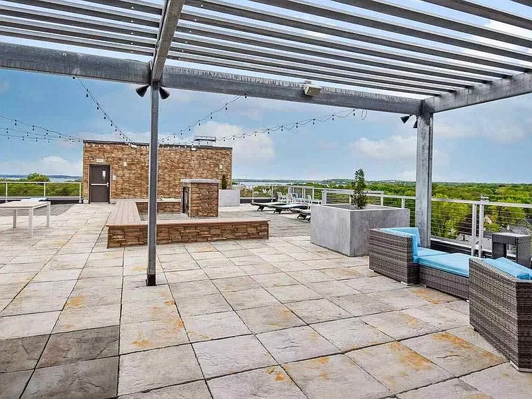 Community rooftop deck