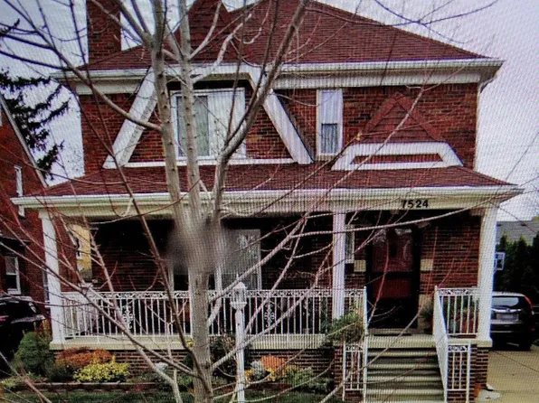 7524 Reuter St, Dearborn, MI 48126