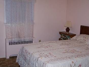 2nd image of 515 Cherry Hill Rd
