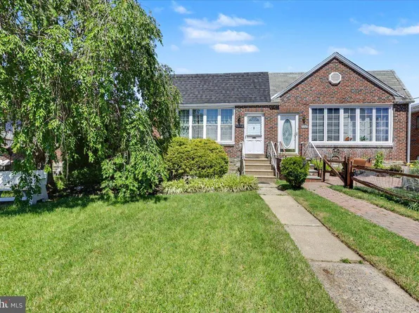 8512 Frontenac St, Philadelphia, PA 19152