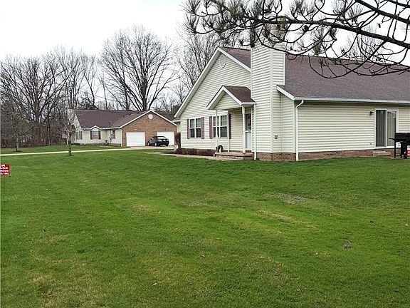 3rd image of 1921-1929 Ritchie Rd