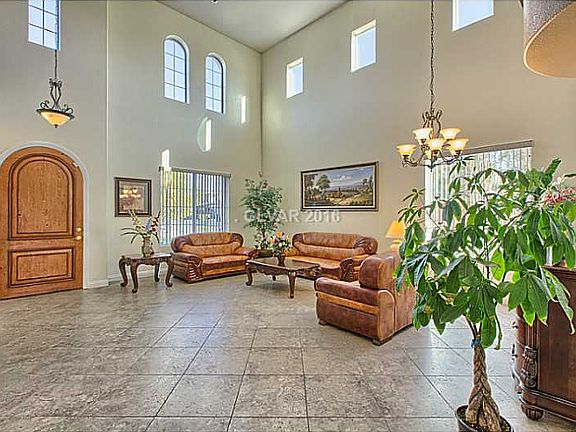 4th image of 8423 Elche Ct