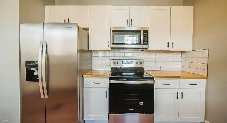 2583 Park St — Photo 15