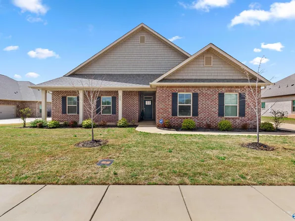 520 W River Landing Blvd, Madison, AL 35756