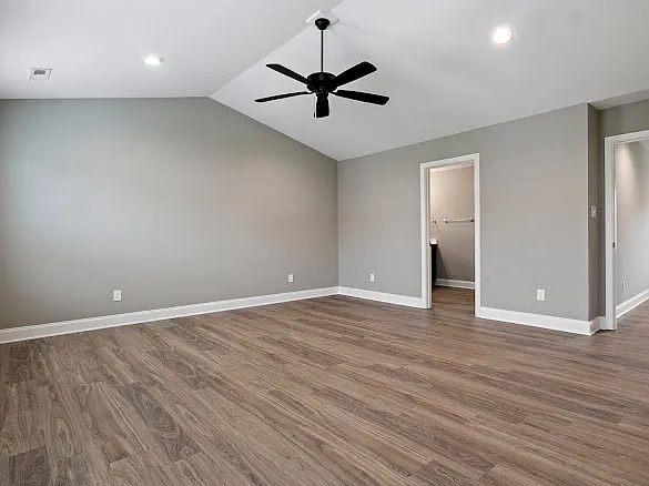 9024 Kirkhaven Ln — Photo 37