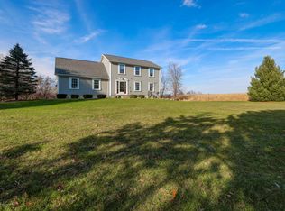 13845 Summer Ln, Grand Ledge, MI 48837