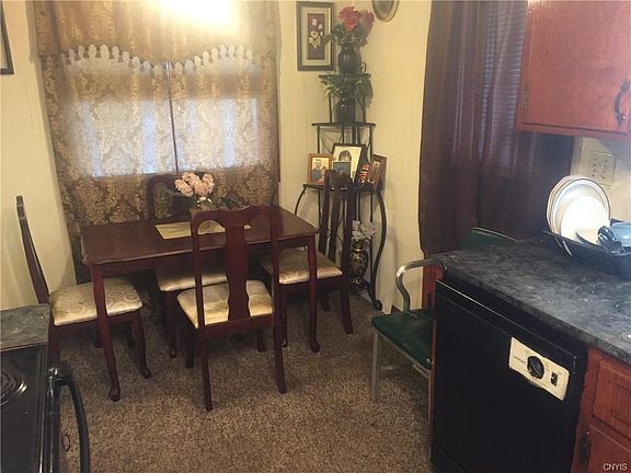 4th image of 209 Belle Ave