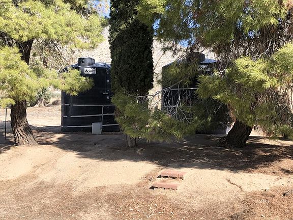 3rd image of 275 Nedham Dr