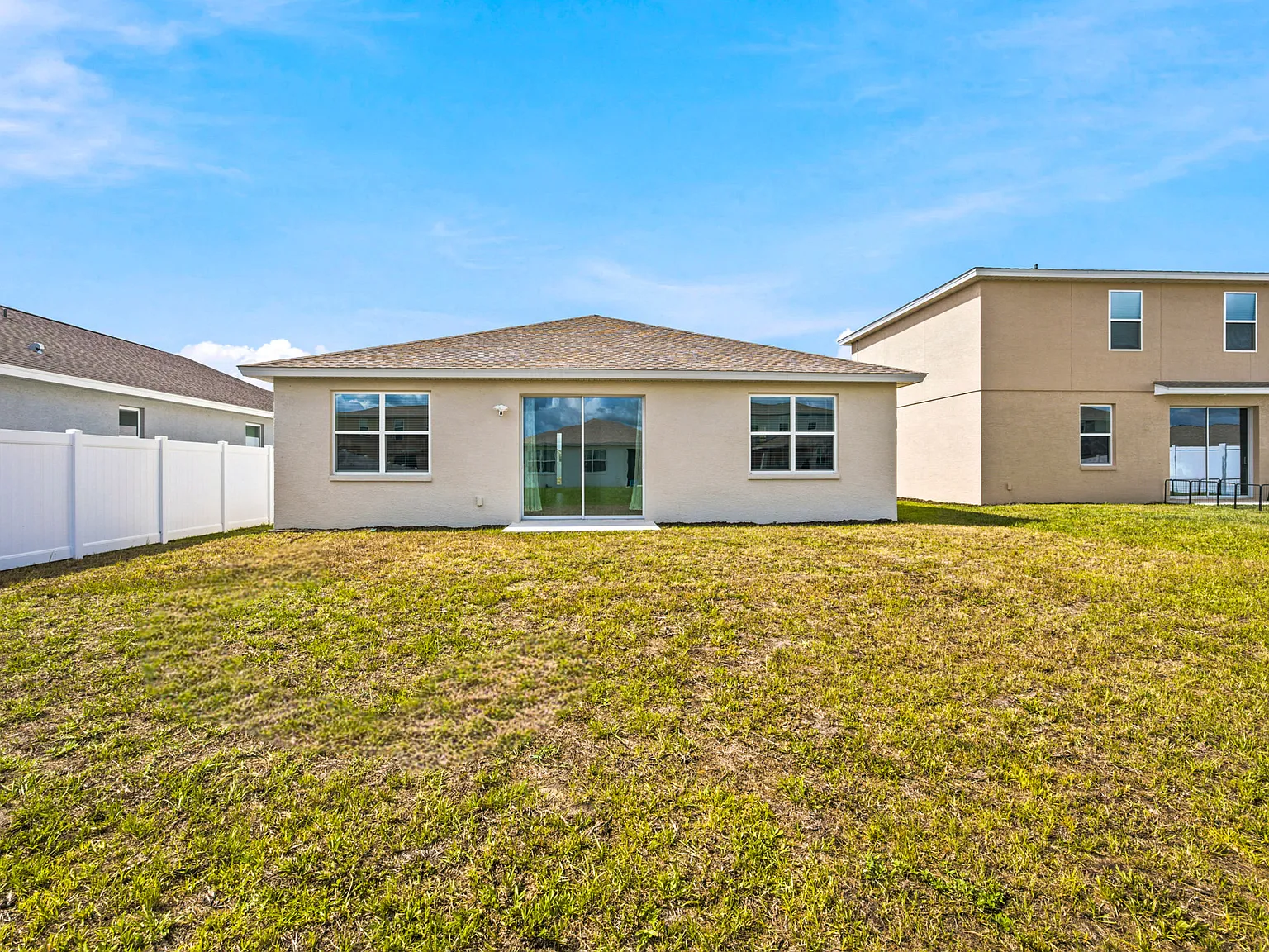 3 bed, 1594 sqft, $2,200 — Photo 4