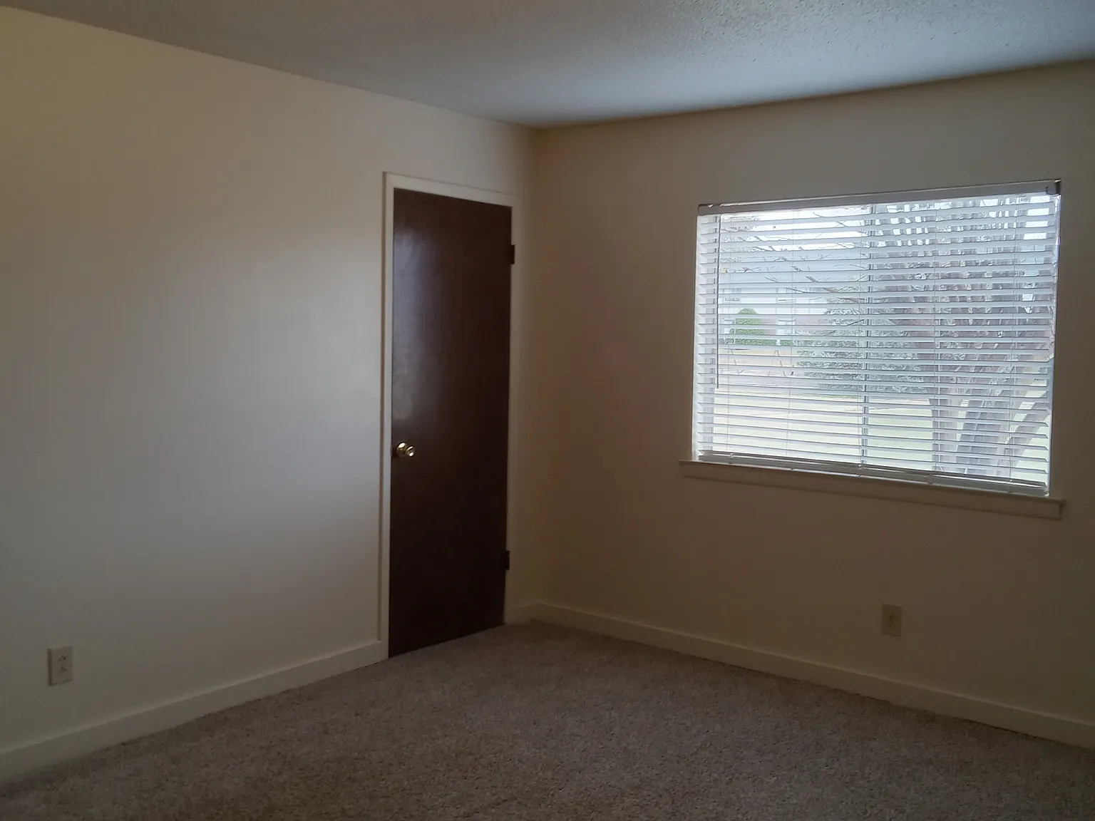 Carriage Apartments — Photo 4