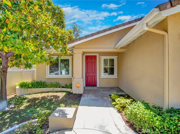1464 Pinewood Dr, Corona, CA 92881