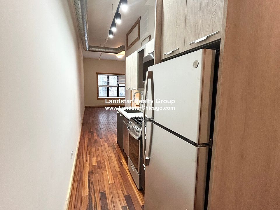 1st image of 4611 S Ellis Ave #207