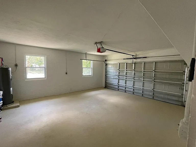 3439 NE 12th St — Photo 31