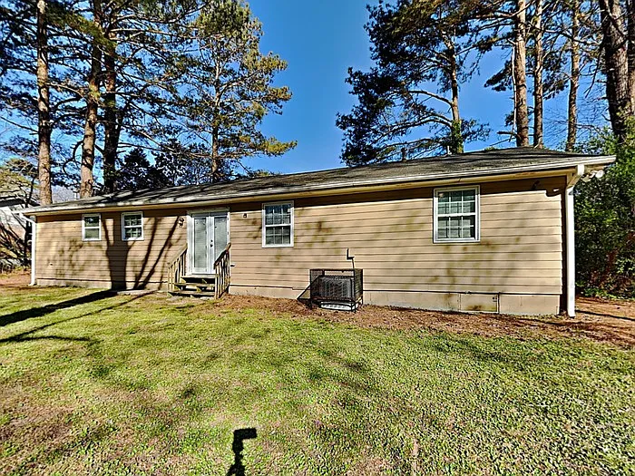 97 Royce Dr — Photo 18