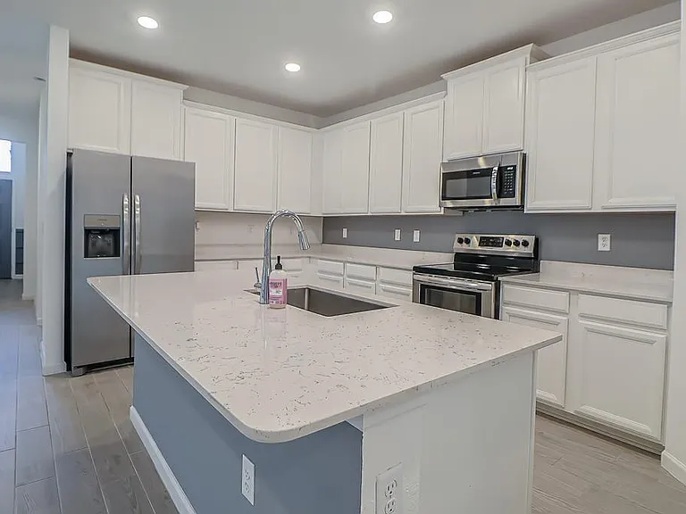 597 Lake Sinclair St — Photo 36