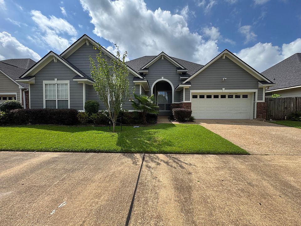 1st image of 127 Labelle Ln
