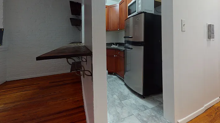 Rented by Bond New York | media 11