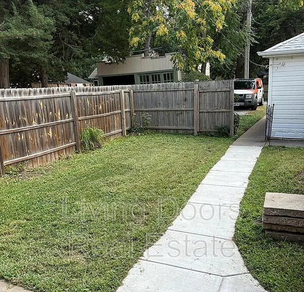 2303 South St — Photo 24