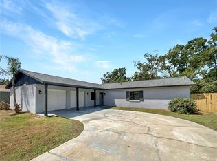 513 Sandy Creek Dr, Brandon, FL 33511