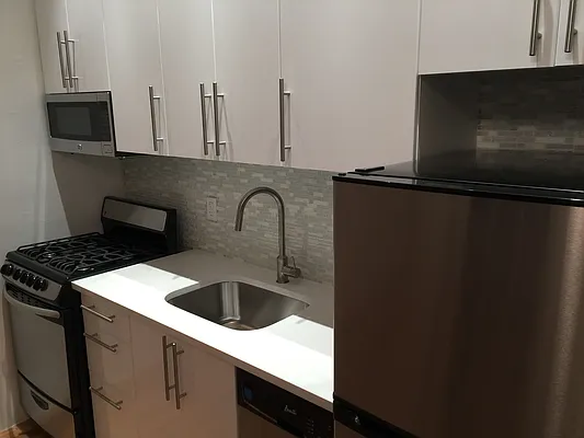 Rented by GPA Realty | media 36