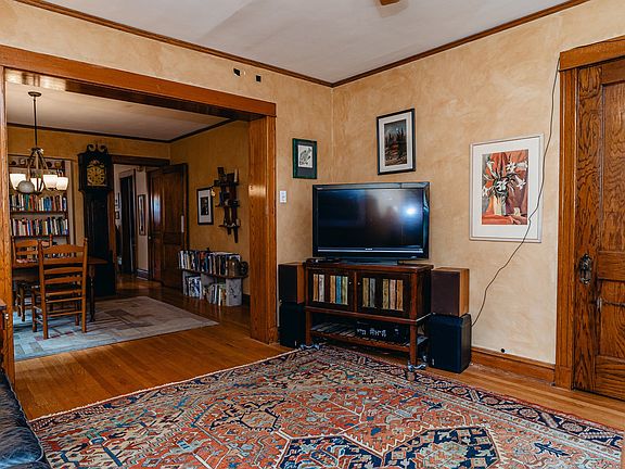 4th image of 815 Hannah Ave