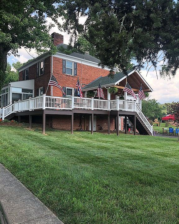 2nd image of 501 Pine Hill Rd