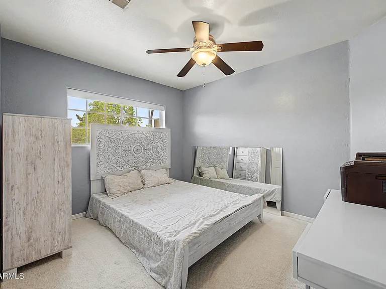 5773 W Shannon St — Photo 35