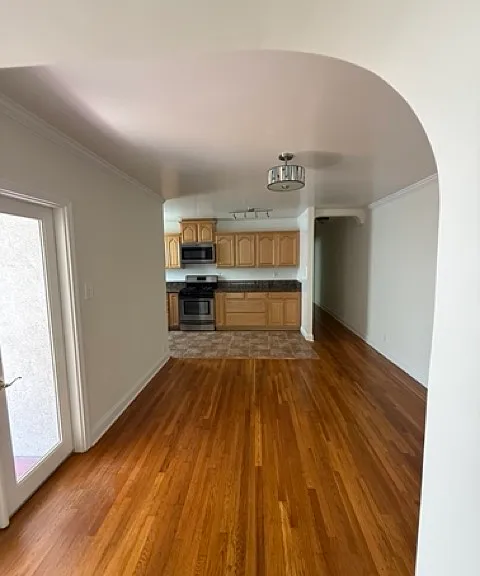 729 N Harper Ave — Photo 10