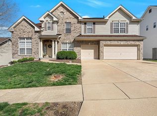 710 Grand View Ridge Ct, Eureka, MO 63025