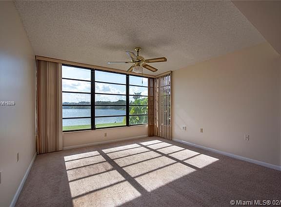 4th image of 1532 Whitehall Dr APT 102
