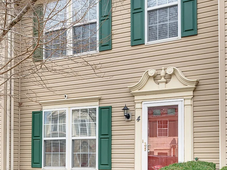 3401 Anderson Rd #4 — Photo 4
