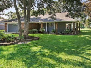 405 Inverness Ct, Ocean Springs, MS 39564