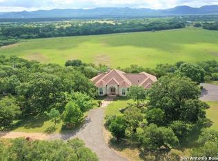 745 County Road 360, Utopia, TX 78884