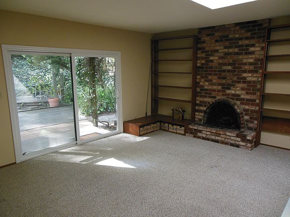 3rd image of 8071 Surrey Ln