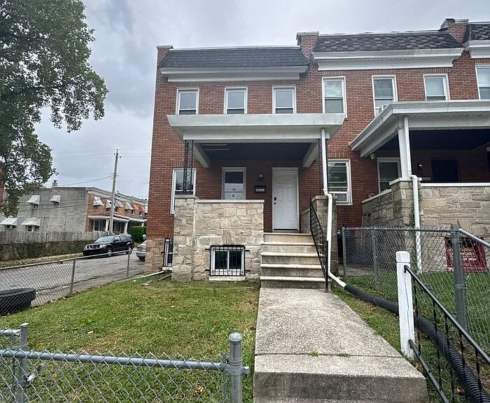 4200 Seidel Ave — Photo 2