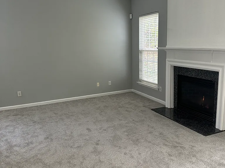 207 Crescendo Dr — Photo 4