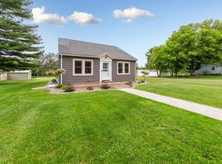 111 Joy Ave SW, Madelia, MN 56062