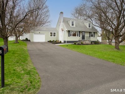 18 Maple Street, Trumbull, CT, 06611