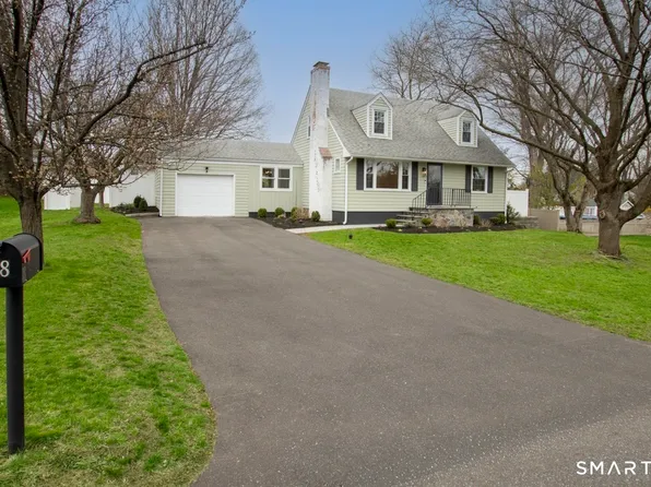 18 Maple Street, Trumbull, CT 06611