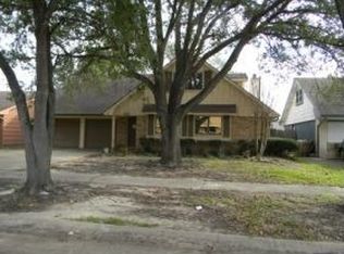 2907 Dewberry Ln, Pasadena, TX 77502