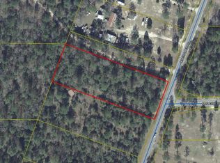 Lake Cir, Defuniak Springs, FL 32433