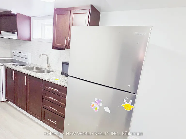 531 Ritson Rd N #1 — Photo 7